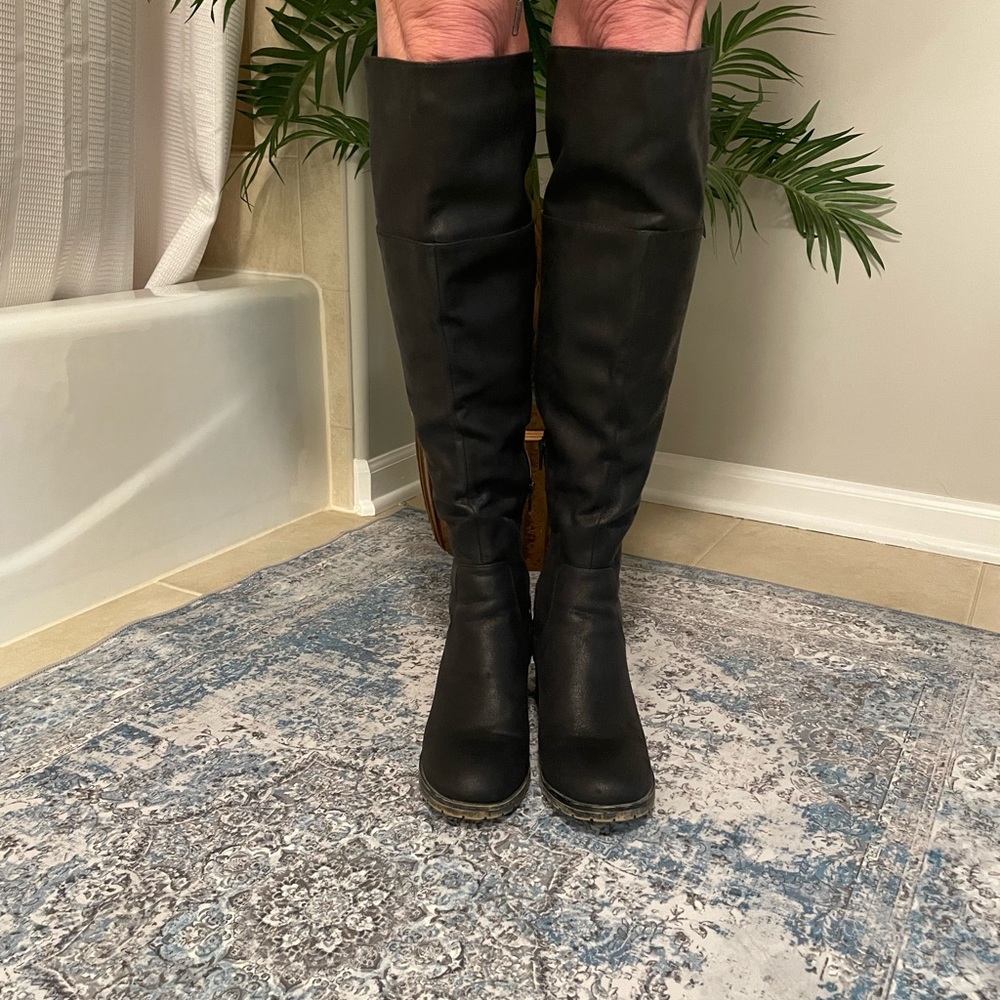 SO high boots, black size 9